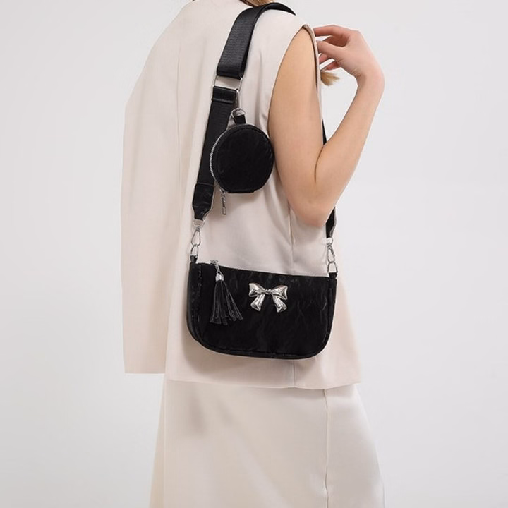 Túi Da Nhung Gắn Nơ Bạc – Nhỏ Nhưng Siêu Xinh, Tặng Kèm Ví Treo W649 - Winnie House - Ảnh 6