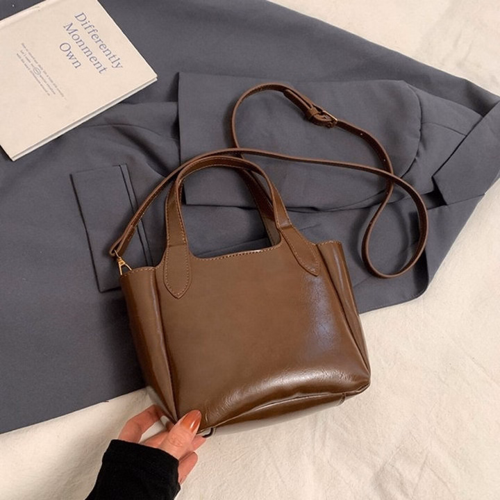 Túi Xách Nữ Bộ Đôi Da Nhăn Bóng Sang Trọng W662, Kèm Móc Treo Dây Chuông - Winnie House - Ảnh 7