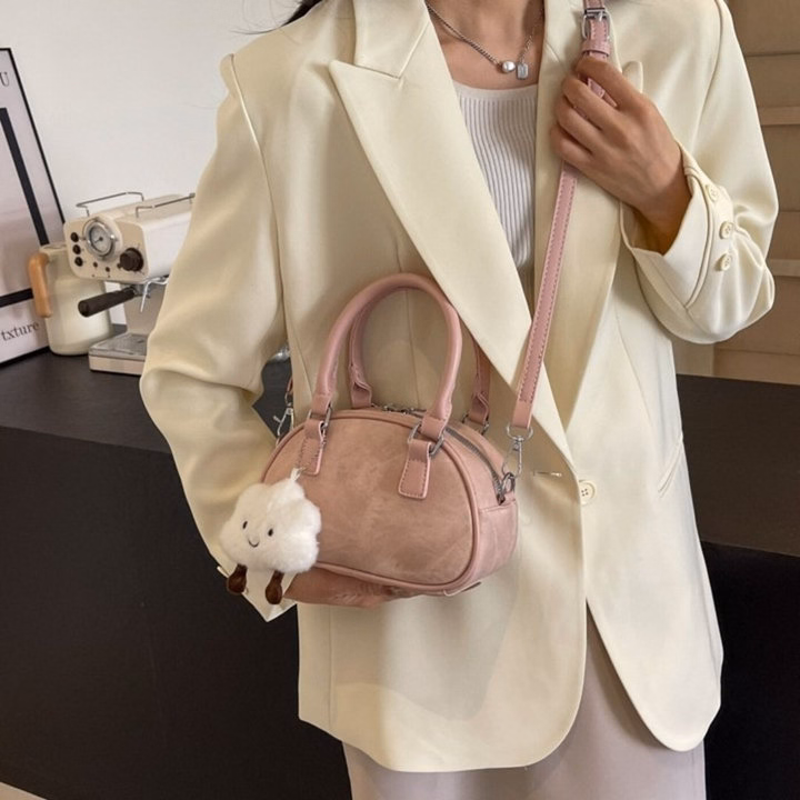 Túi Xách Nữ Dáng Bầu 2 Quai Xách Da Dệt W663 – Tặng Kèm Móc Treo Dễ Thương - Winnie House - Ảnh 5