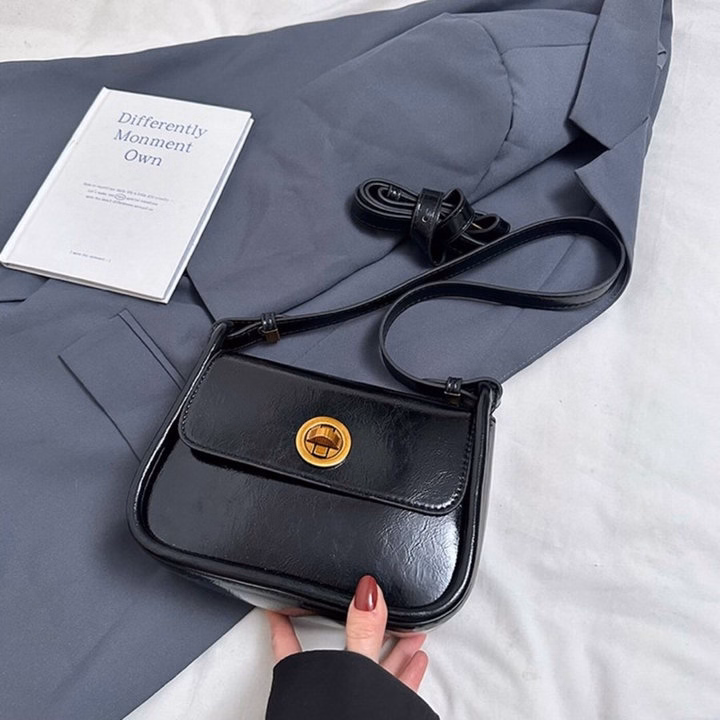 Túi Xách Nữ Khóa Xoay Dáng Bầu Nẹp Viền Da Nhăn Bóng Sang Trọng W665 - Winnie House - Ảnh 9