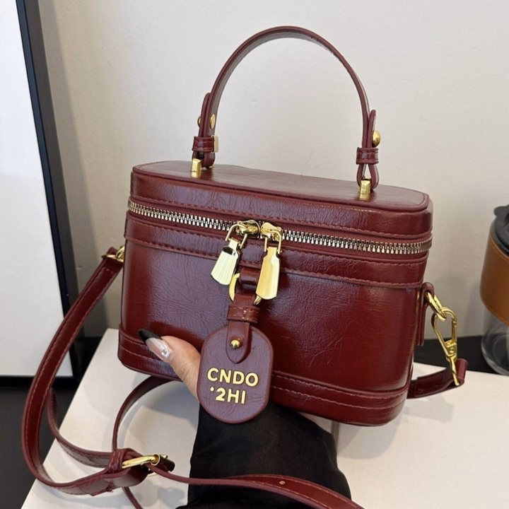 Túi Xách Nữ Dáng Hộp Da Nhăn Bóng Cực Xinh – Đựng Vừa Điện Thoại W666 - Winnie House - Ảnh 9