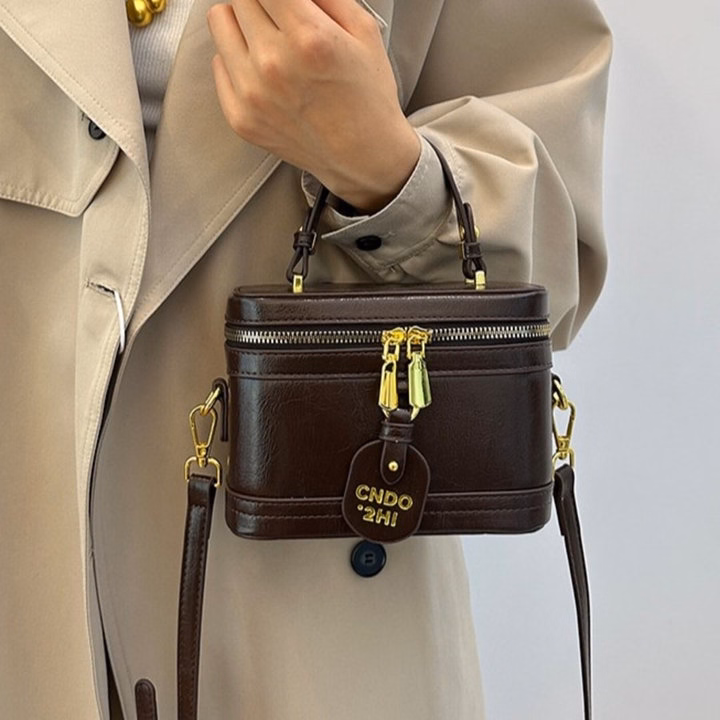 Túi Xách Nữ Dáng Hộp Da Nhăn Bóng Cực Xinh – Đựng Vừa Điện Thoại W666 - Winnie House - Ảnh 5