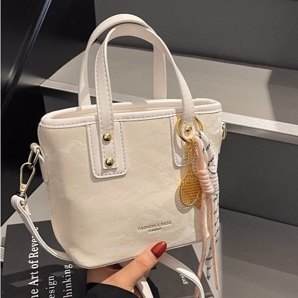 Túi Xách Nữ Đeo Chéo Mini Da Nhung Vân Đá Sang Chảnh Trendy W684 - Winnie House - Ảnh 4