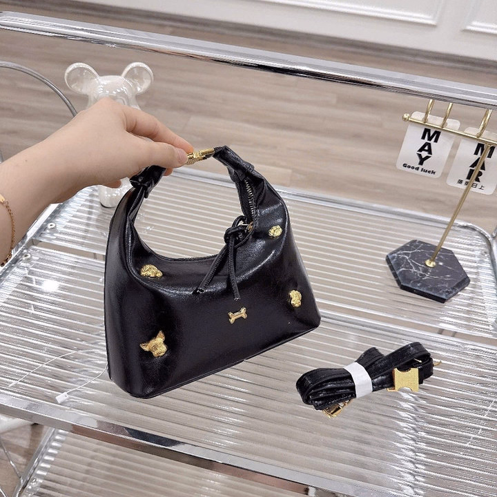 Túi Xách Nữ Da Bóng Nhăn Sang Trọng Đính Charm Đồng W691 - Winnie House - Ảnh 9