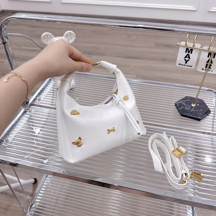 Túi Xách Nữ Da Bóng Nhăn Sang Trọng Đính Charm Đồng W691 - Winnie House - Ảnh 11