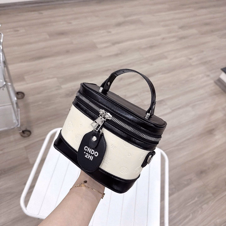 Túi Xách Nữ Dáng Cốp Mini Chio Kèm Dây Đeo Chéo Sang Trọng W692 - Winnie House - Ảnh 8