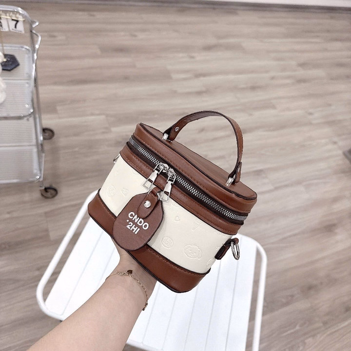 Túi Xách Nữ Dáng Cốp Mini Chio Kèm Dây Đeo Chéo Sang Trọng W692 - Winnie House - Ảnh 9