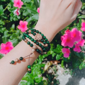 Vòng Tay Cẩm Thạch Phối Sen Trầm Hương Tốc Thiên Nhiên - Thắng Giang