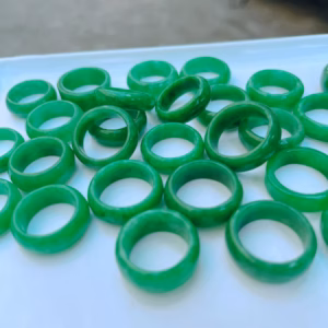 Nhẫn Cẩm Thạch Thiên Nhiên Bản 8 Ly - Thắng Giang