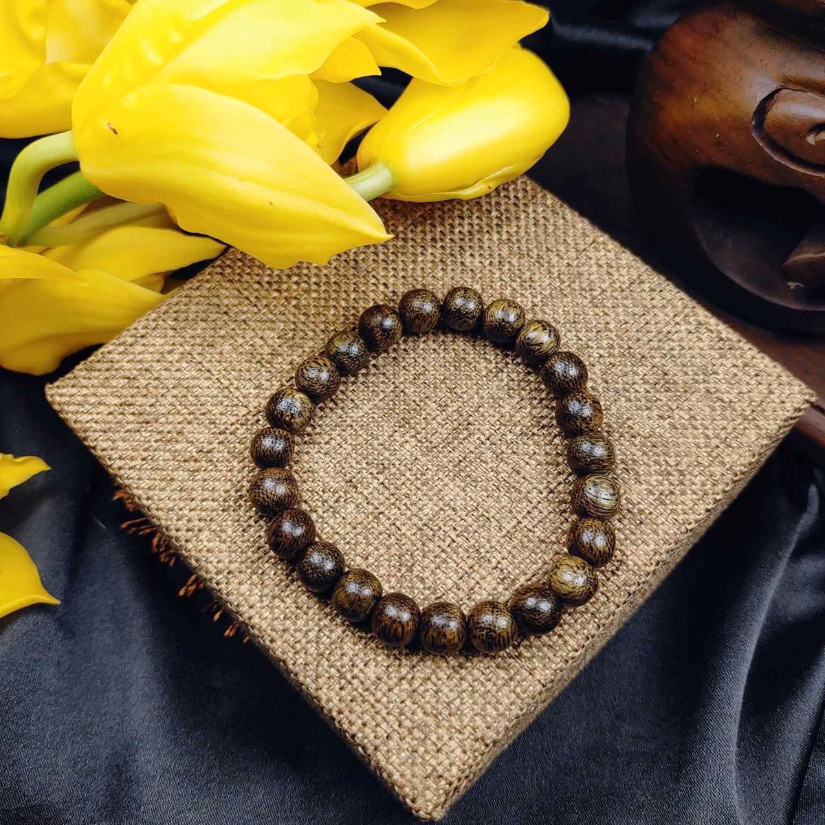 Vòng Tay Trầm Hương Tốc Thiên Nhiên - Thắng Giang