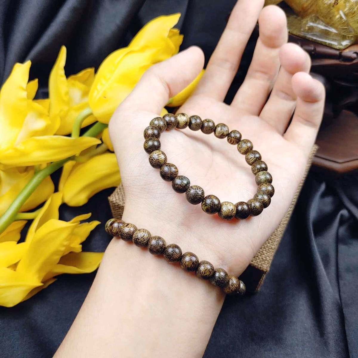 Vòng Tay Trầm Hương Tốc Thiên Nhiên - Thắng Giang - Ảnh 6