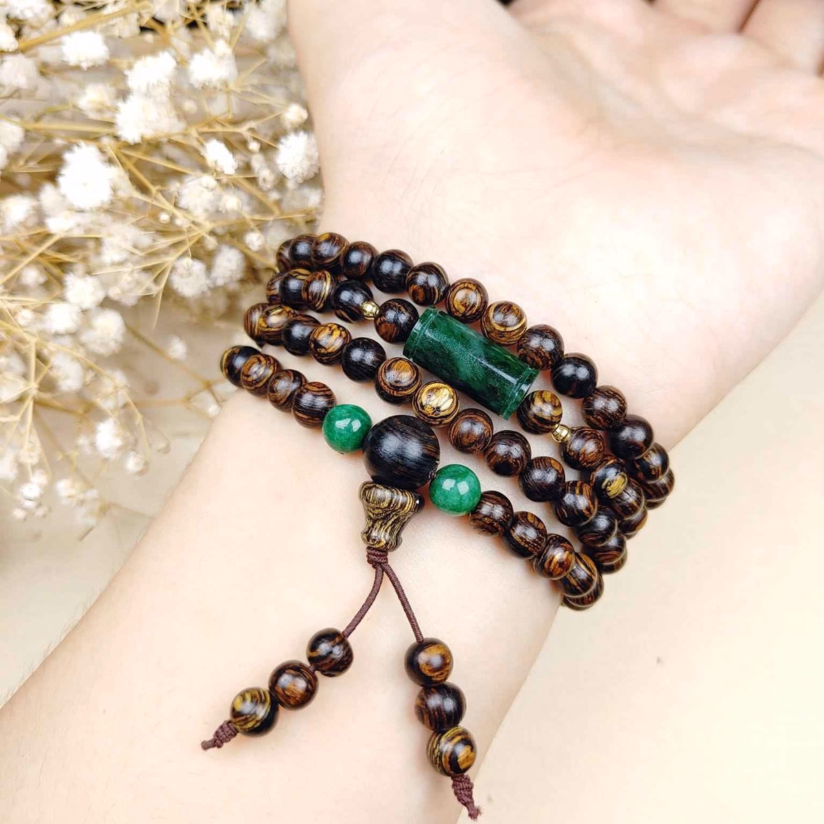 Vòng Tay Trầm Hương Sánh Phối Lu Thống Ngọc Cẩm Thạch Sơn Thuỷ Bi Vàng Tây 10 Kara - Thắng Giang - Ảnh 3