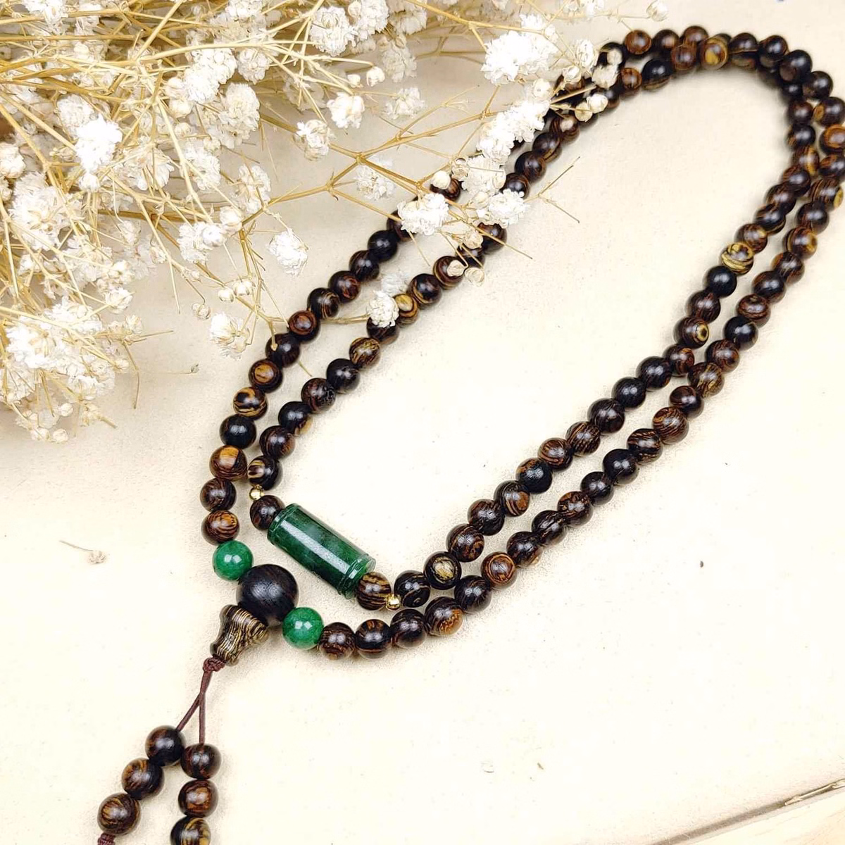 Vòng Tay Trầm Hương Sánh Phối Lu Thống Ngọc Cẩm Thạch Sơn Thuỷ Bi Vàng Tây 10 Kara - Thắng Giang - Ảnh 4