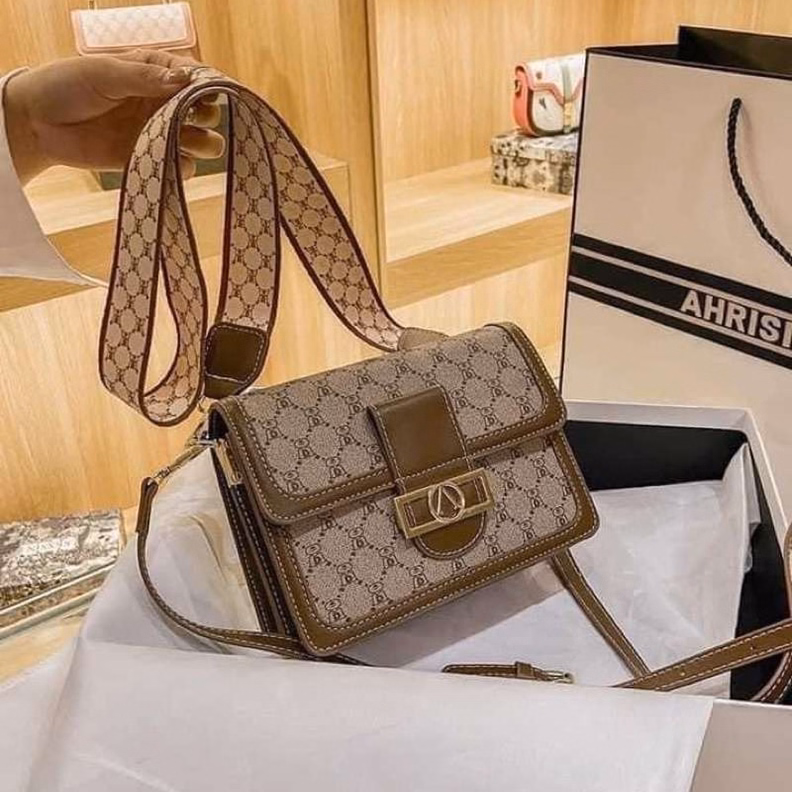 Túi Xách Nữ Đeo Chéo Chữ V Hai Dây Da Và Dây Bản To - Jinbbq