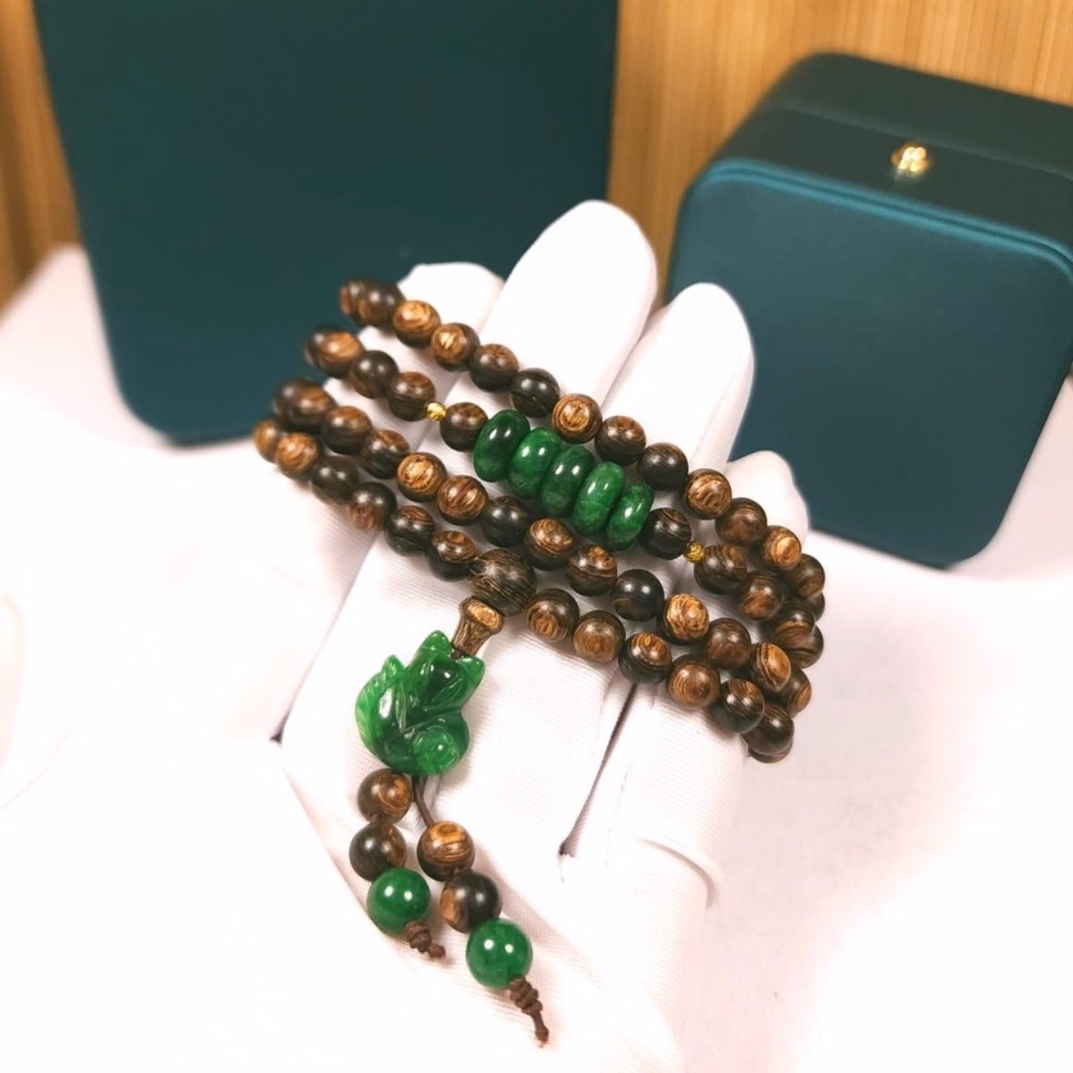 Vòng Tay Trầm Hương Sánh Phối Ngũ Điếu - Hồ Ly Ngọc Cẩm Thạch Sơn Thủy Thiên Nhiên - Freesize 108 Hạt 6 Ly - Thắng Giang - Ảnh 5