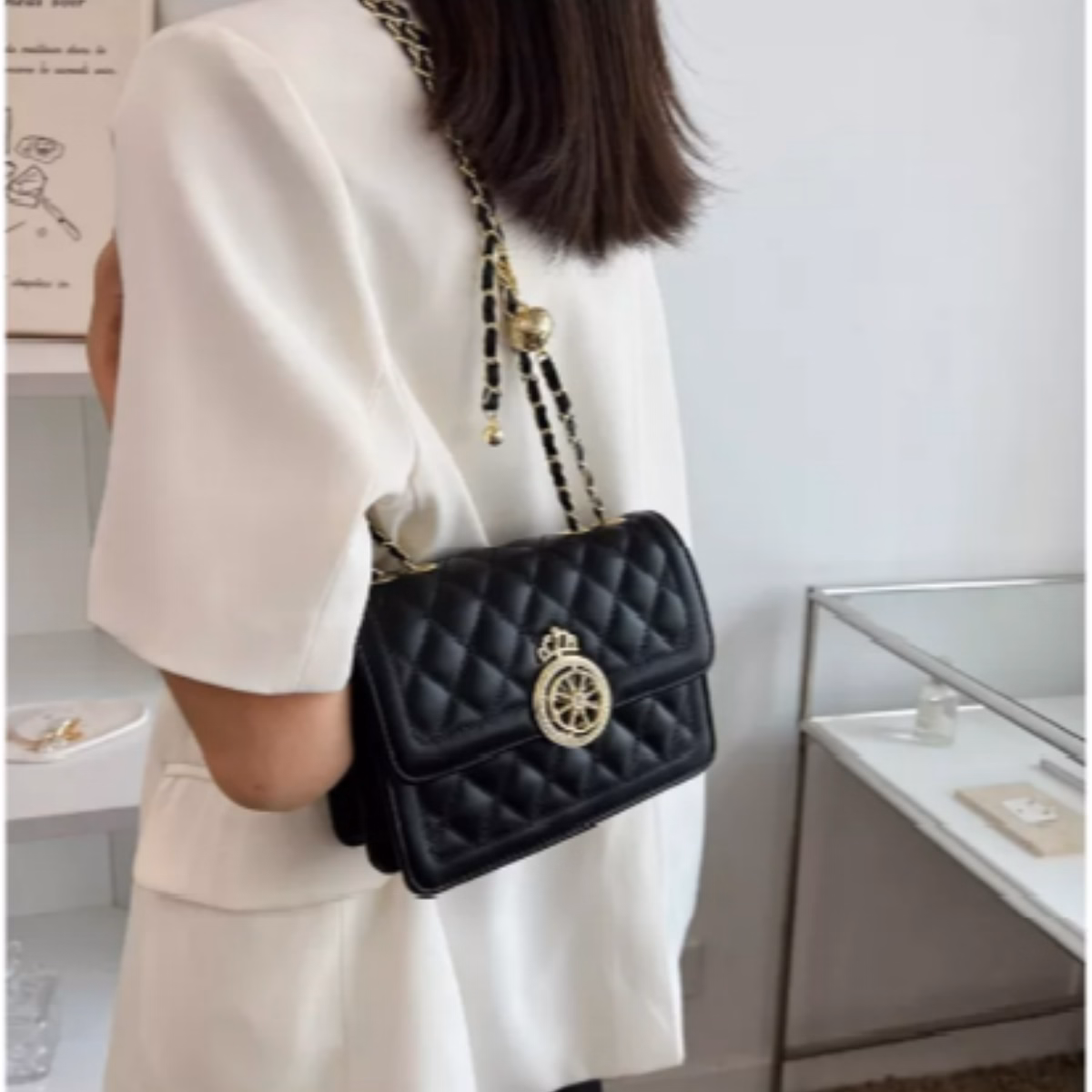 Túi Xách Nữ Đeo Chéo Khóa Vương Miện Tròn Ctb22 - Bechip - Ảnh 7