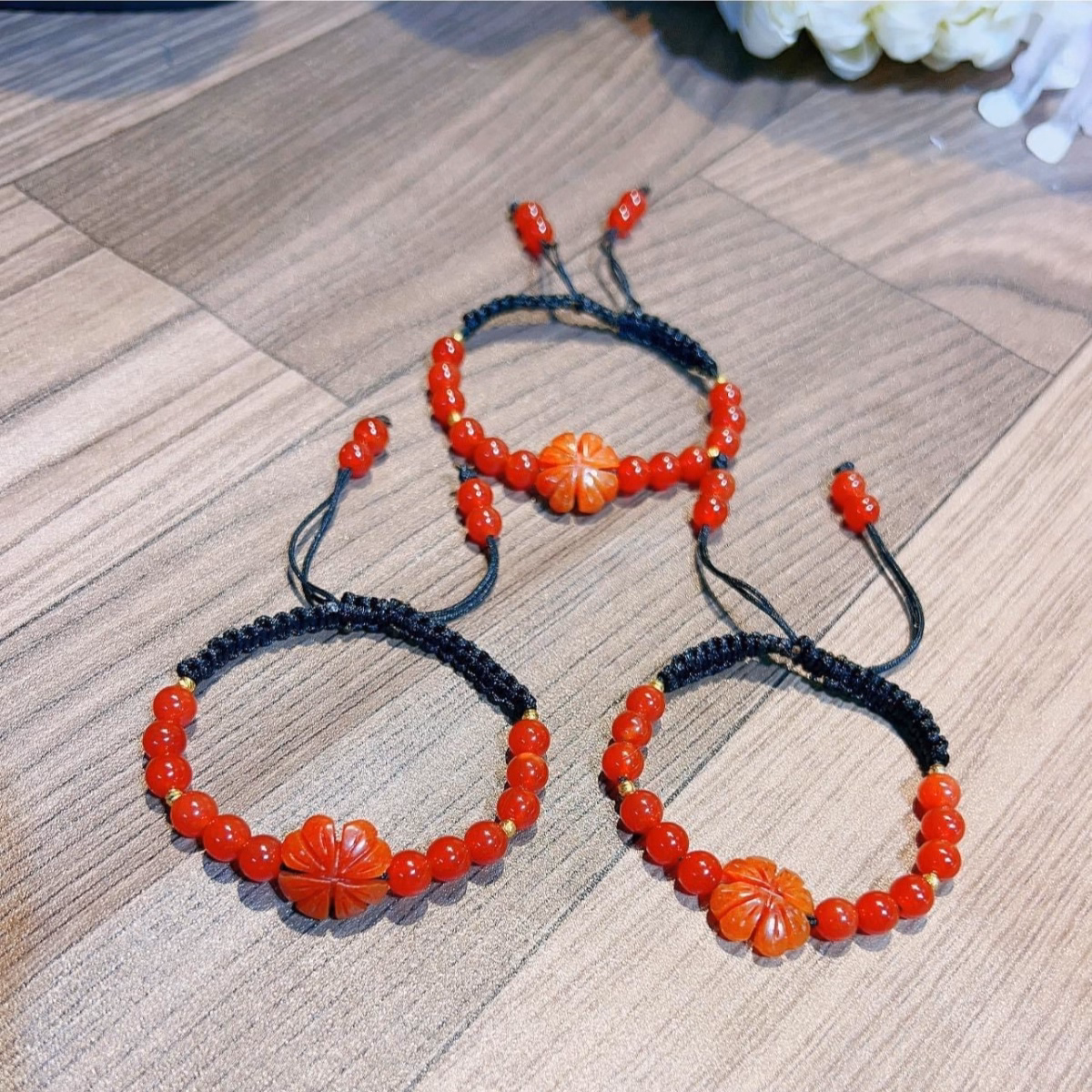 Vòng Tay Cỏ Bốn Lá Ngọc Cẩm Thạch Huyết Thiên Nhiên Tết Dây May Mắn - Thắng Giang