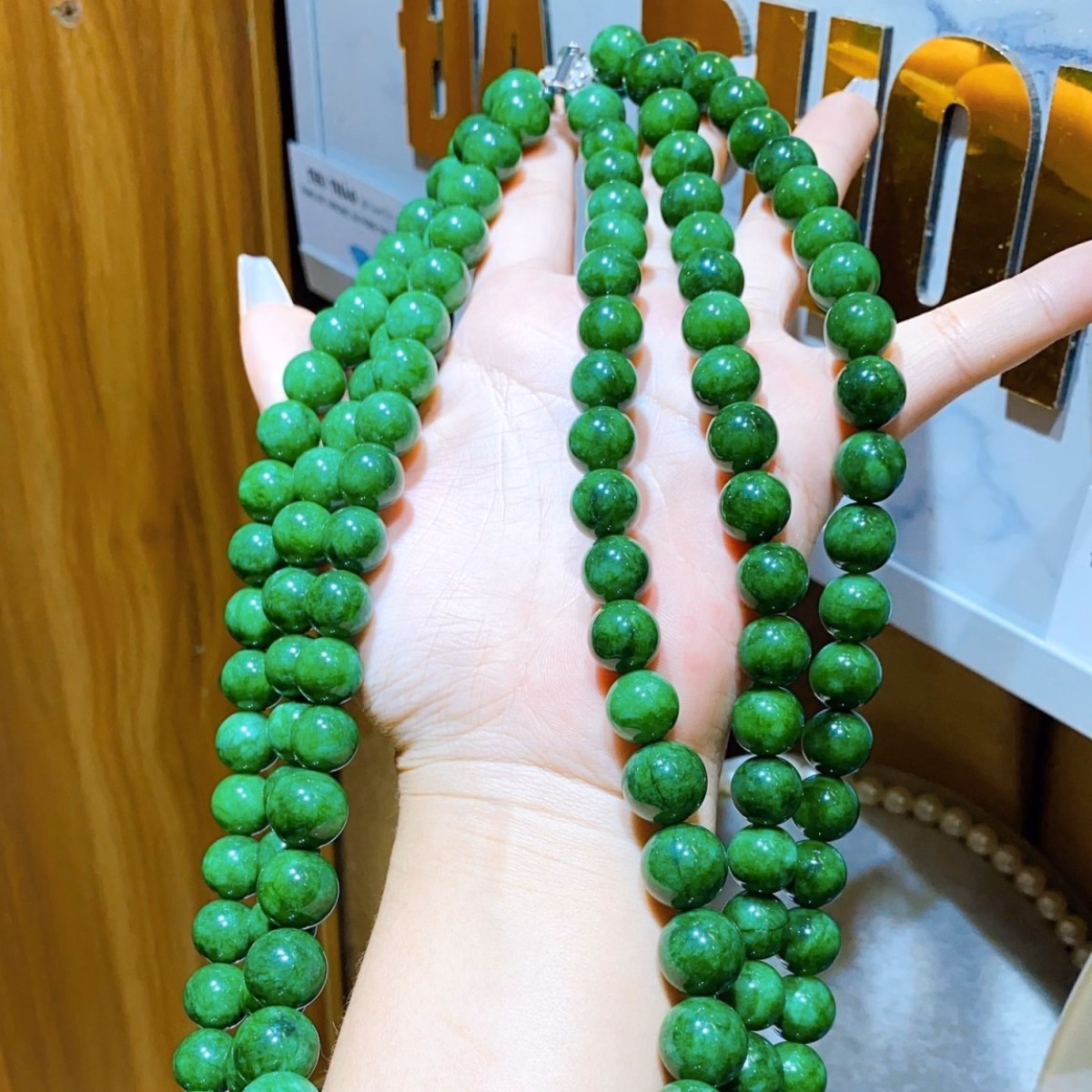 Vòng Cổ Ngọc Cẩm Thạch Sơn Thủy, Phụ Kiện Hầu Dâng - Thắng Giang - Ảnh 3