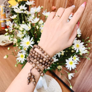 Vòng Tay Trầm Hương Tốc Thiên Nhiên 108 Hạt 8 Ly Freesize - Thắng Giang