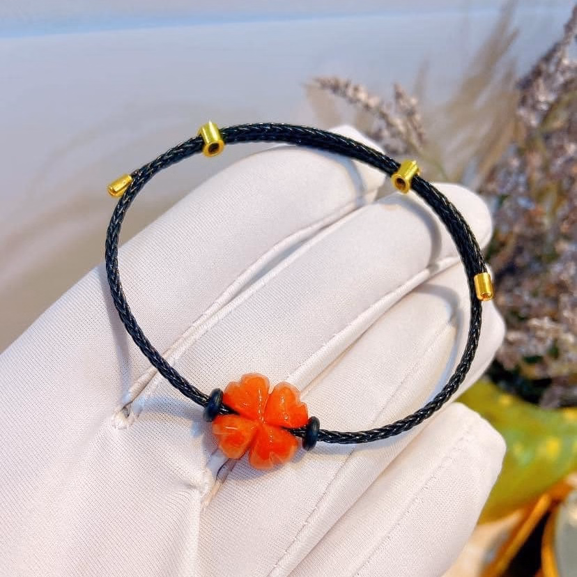 Vòng Tay Cỏ Bốn Lá Ngọc Cẩm Thạch Huyết Thiên Nhiên - Thắng Giang