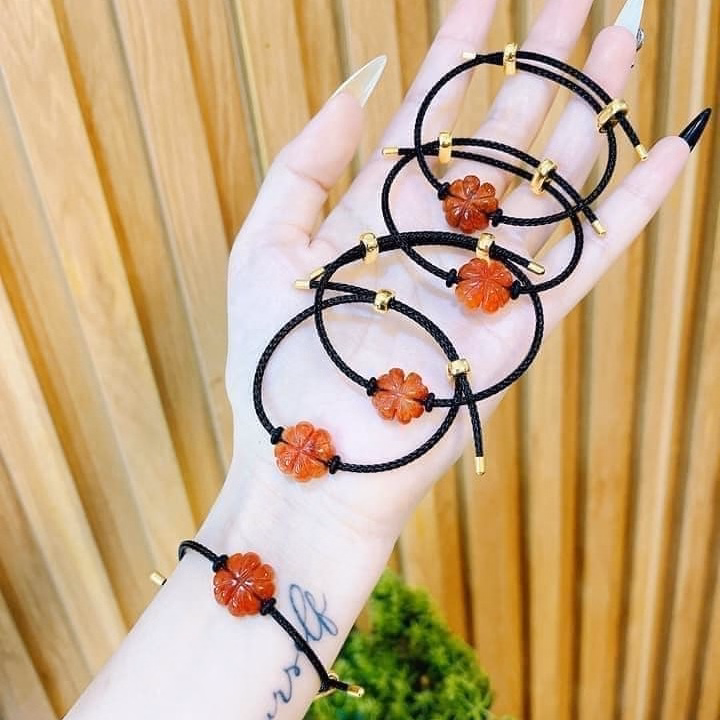 Vòng Tay Cỏ Bốn Lá Ngọc Cẩm Thạch Huyết Thiên Nhiên - Thắng Giang - Ảnh 5