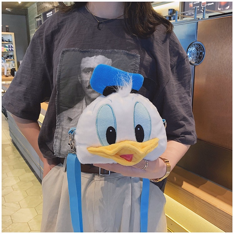 Túi Đeo Chéo Cặp Đôi Vịt Donald Siêu Đáng Yêu, Túi Đeo Vai Thú Bông Donald Duck Disney Mềm Mịn Dễ Thương - Dmastore - Ảnh 8