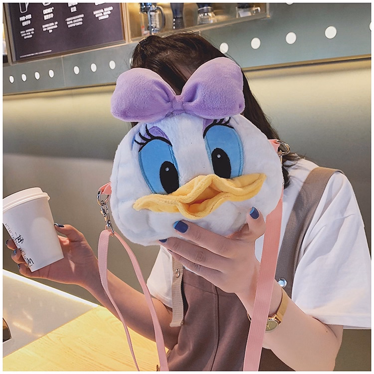 Túi Đeo Chéo Cặp Đôi Vịt Donald Siêu Đáng Yêu, Túi Đeo Vai Thú Bông Donald Duck Disney Mềm Mịn Dễ Thương - Dmastore - Ảnh 7