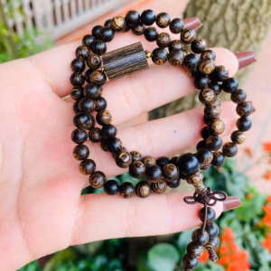 Vòng Tay Trầm Hương Sánh Chìm Phối Lu Thống Hàng Thiên Nhiên - Thắng Giang