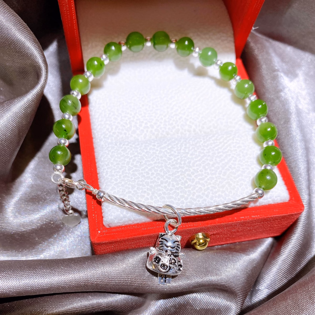 Vòng Tay Thạch Anh Màu Ngọc Bích Phối Charm Mèo Thần Tài Bạc Ta Cao Cấp - Thắng Giang - Ảnh 3