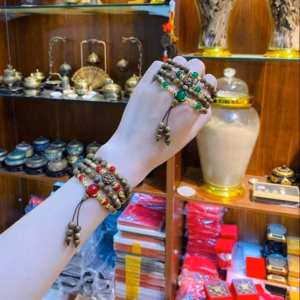 Vòng Tay Trầm Hương Hoa Sen Tốc Phối Charm Đá Thiên Nhiên - Thắng Giang