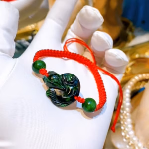 Vòng Tay Hồ Ly Ngọc Cẩm Thạch Sơn Thủy Thiên Nhiên Tết Chỉ Đỏ May Mắn Dòng Vip - Thắng Giang