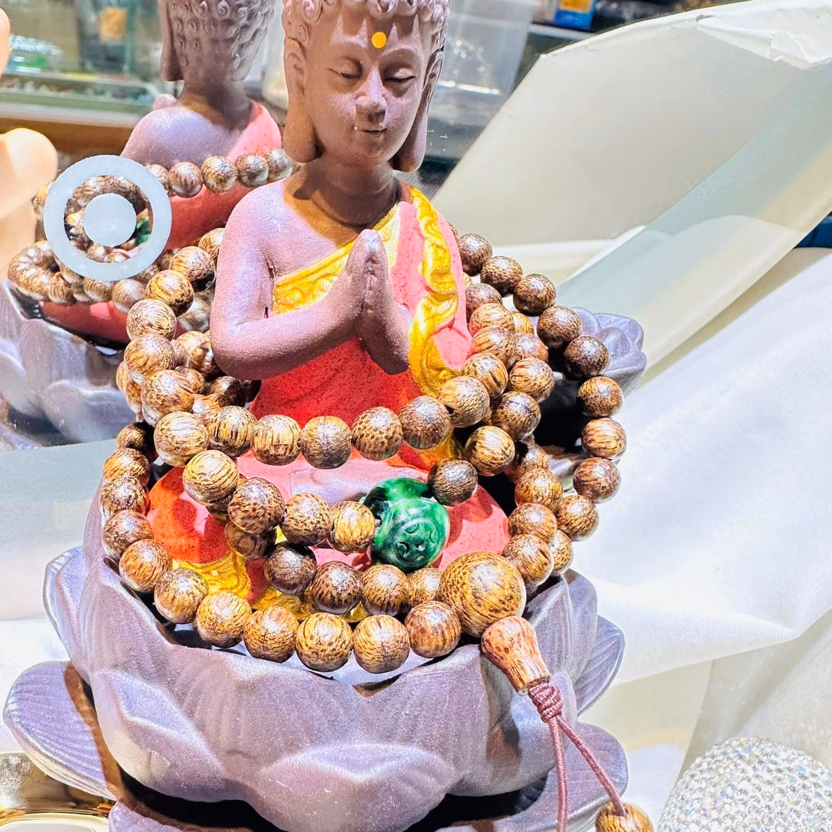 Vòng Tay Trầm Hương Tốc Phối Túi Tiền Ngọc Cẩm Thạch Sơn Thủy Thiên Nhiên Khắc Xu Kim Tiền - Thắng Giang - Ảnh 4