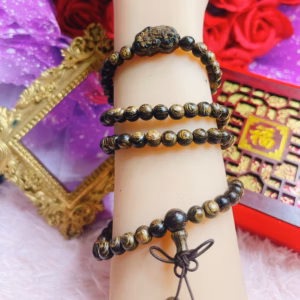 Vòng Tay Trầm Hương Sánh Chìm Thiên Nhiên Phối Charm Tì Hưu - Thắng Giang