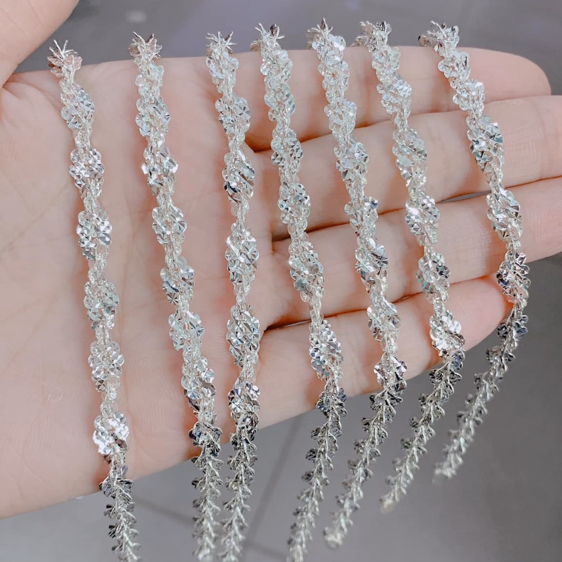 Lắc Tay Hoa Phay Bạc Ta Cao Cấp Có Thẻ Hóa Đơn - Thắng Giang - Ảnh 5