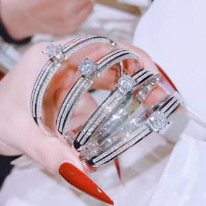 Vòng Tay Bạc Ý Xi Bạch Kim Gắn Kim Cương Moissanite Tặng Kèm Kiểm Định Quốc Tế - Thắng Giang