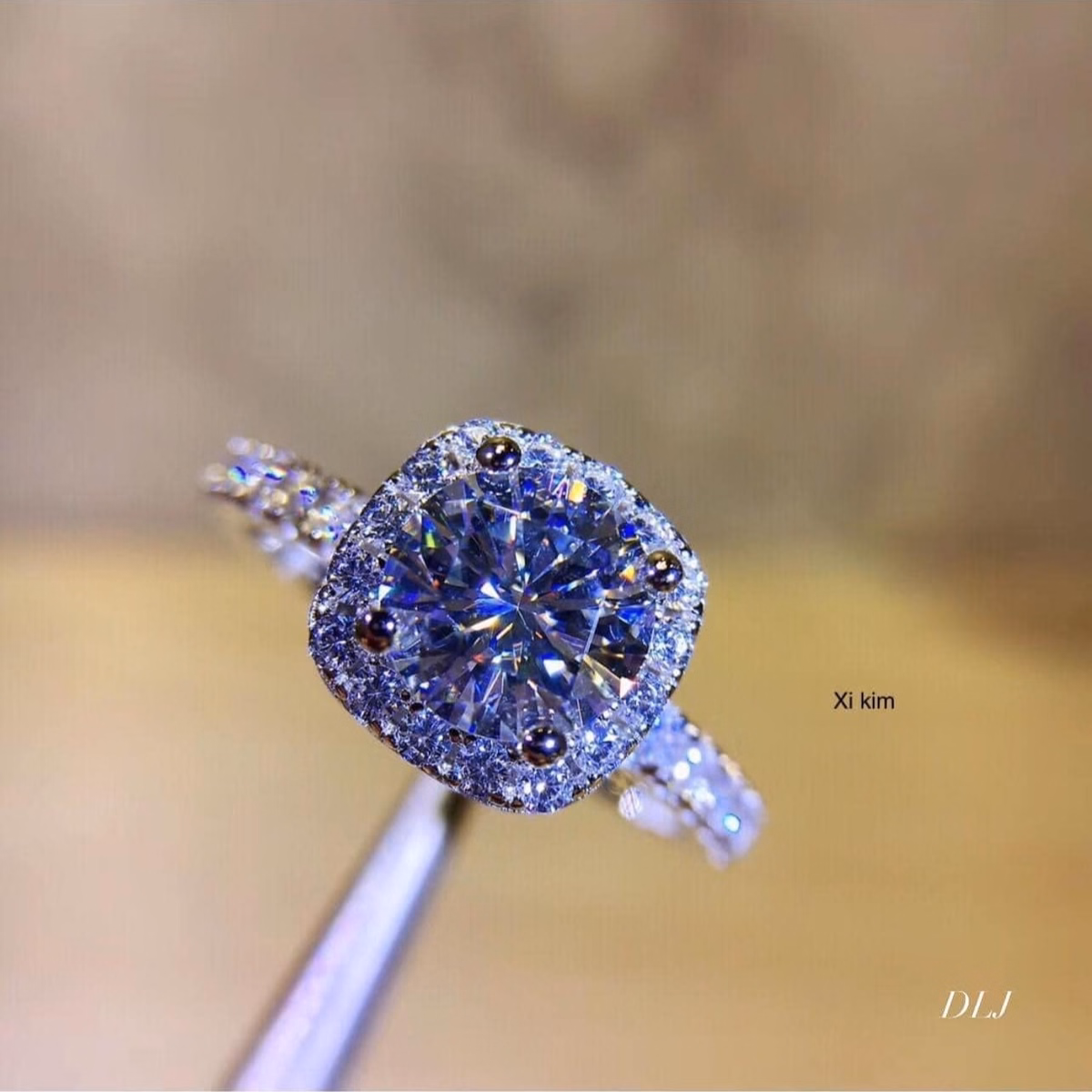 Nhẫn Mặt Vuông Xi Bạch Kim Gắn Kim Cương Moissanite Tặng Kèm Kiểm Định Quốc Tế - Thắng Giang - Ảnh 3