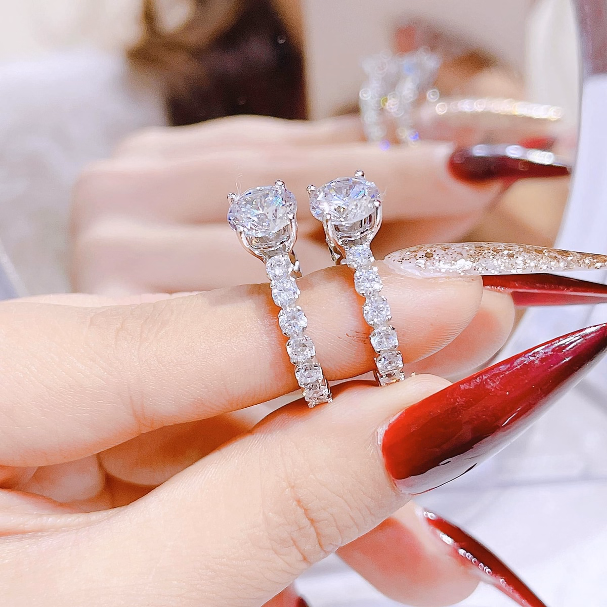 Nhẫn Đính Đá Bạc Xi Bạch Kim Gắn Kim Cương Moissanite Tặng Kèm Kiểm Định Quốc Tế - Thắng Giang - Ảnh 2