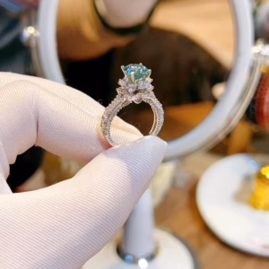 Nhẫn Hoa Đính Kim Cương Moissanite Tặng Kèm Kiểm Định Quốc Tế - Thắng Giang