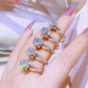 Nhẫn Bạc Hoa Đính Kim Cương Moissanite Tặng Kèm Kiểm Định Quốc Tế - Thắng Giang