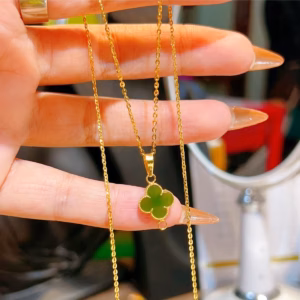 Dây Chuyền Cỏ Bốn Lá Ngọc Bích Thiên Nhiên Bọc Vàng Tây 10 Kara - Thắng Giang