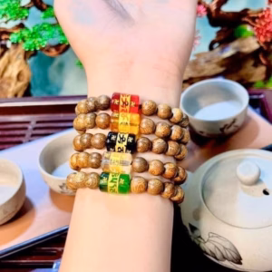 Vòng Tay Trầm Hương Phối Lu Trú Bình An 8 Ly - Thắng Giang