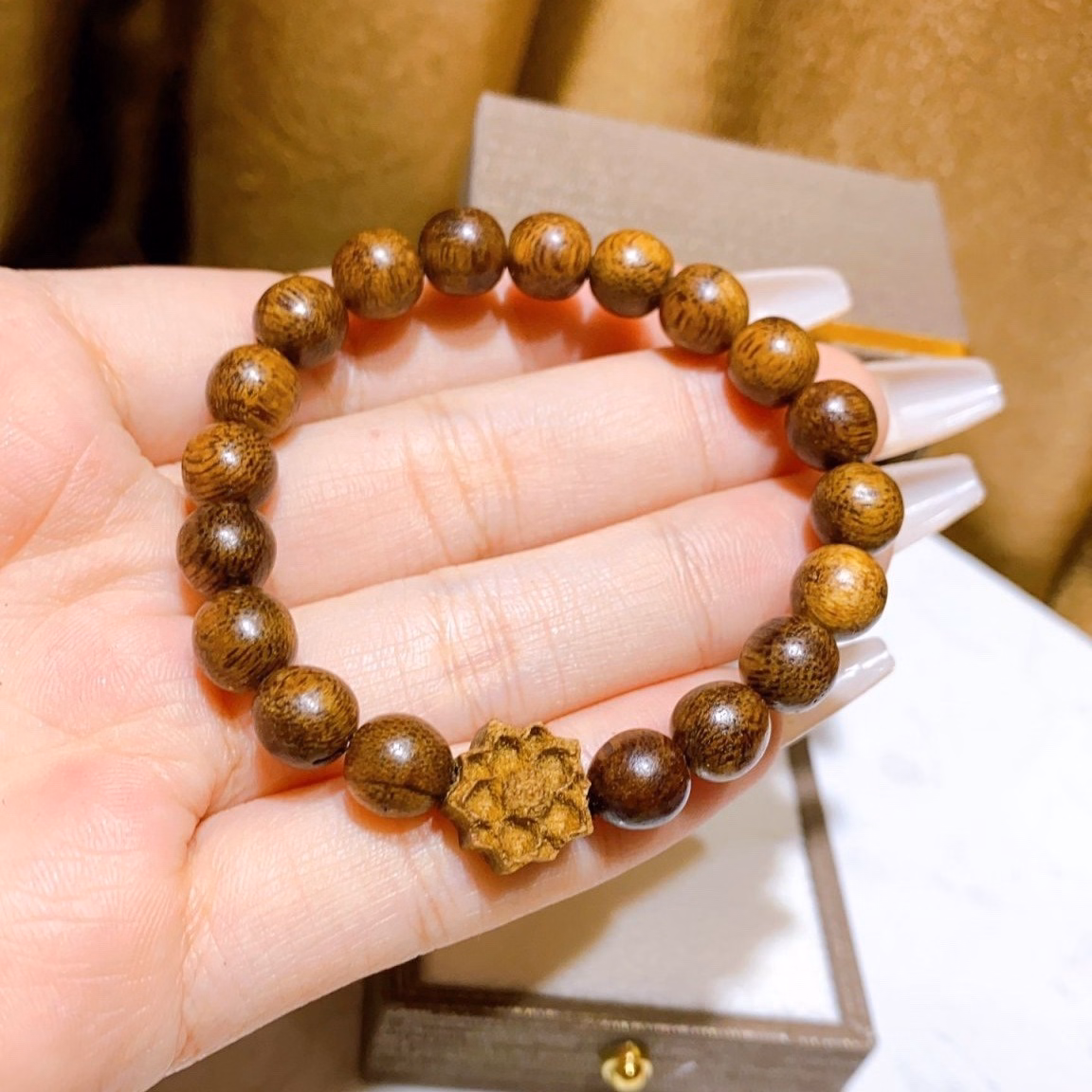 Vòng Tay Trầm Hương Tốc Phối Sen Size 8 Ly - Thắng Giang - Ảnh 2