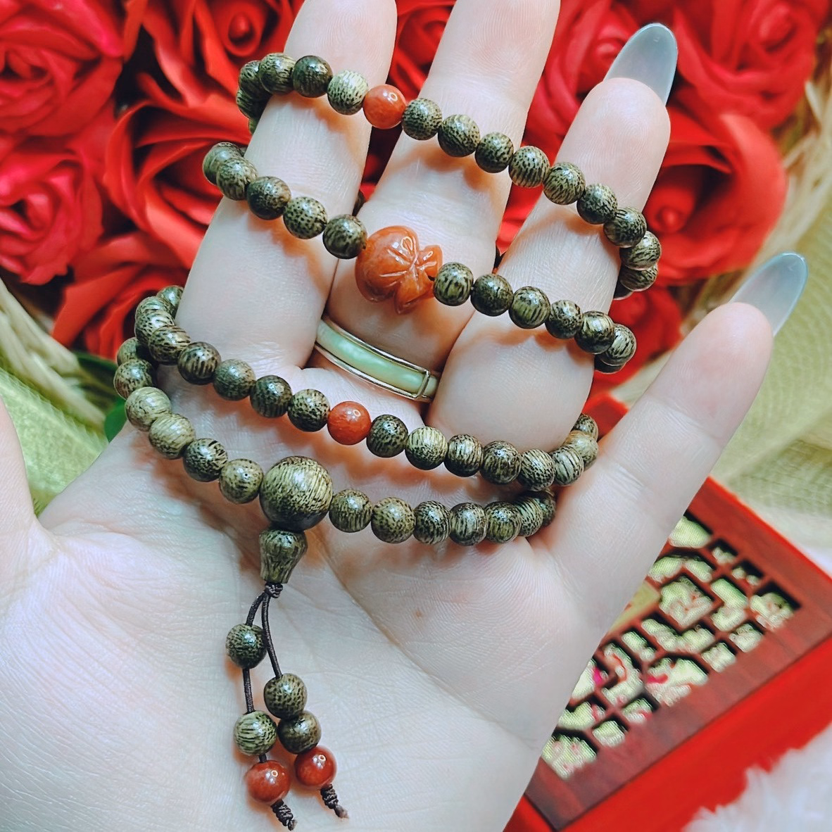 Vòng Tay Trầm Hương Tốc Phối Túi Tiền Ngọc Cẩm Thạch Huyết Thiên Nhiên - Thắng Giang - Ảnh 2