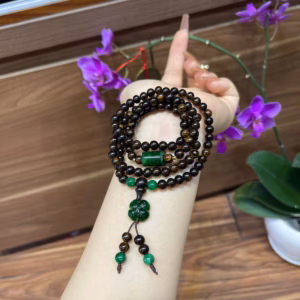 Vòng Tay Trầm Hương Sánh Chìm Phối Lu Thống Cỏ 4 Lá May Mắn Ngọc Cẩm Thạch Sơn Thuỷ Thiên Nhiên - Thắng Giang