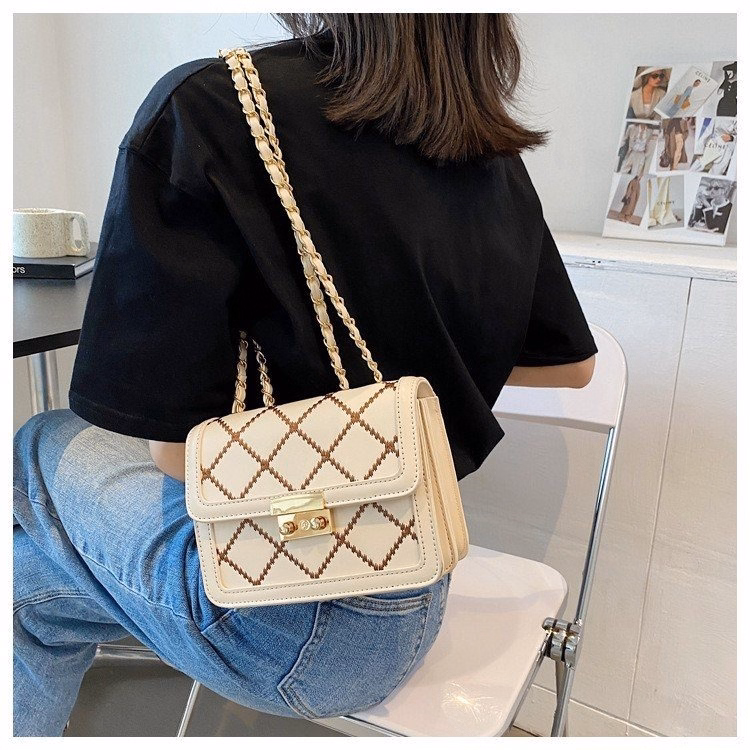 Túi Xách Nữ Trám Viền Nâu – Phong Cách Và Đẳng Cấp Wh59 - W20 - Winnie House - Ảnh 10