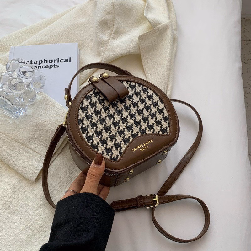 Túi Nữ Cốp Tròn Đeo Chéo Vải Dạ Có Quai Xách Cầm Tay Wh11 - Winnie House - Ảnh 5