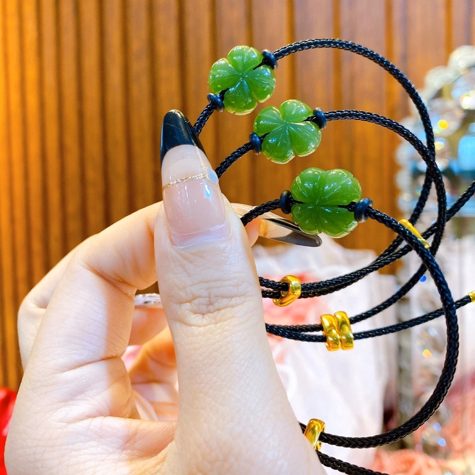 Vòng Tay Cỏ Bốn Lá Ngọc Bích Thiên Nhiên - Thắng Giang