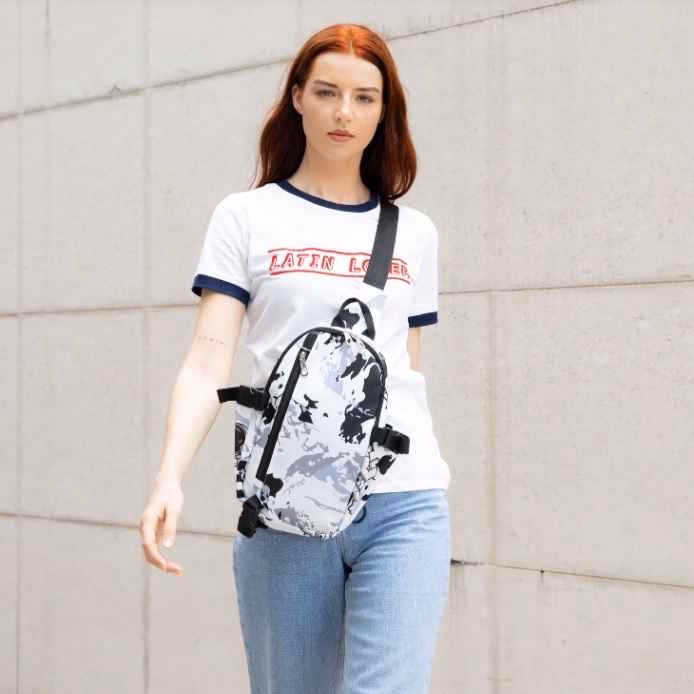 Túi Đeo Chéo Họa Tiết Unisex Thời Trang (Tặng Kèm Móc Khóa Phi Hành Gia) - Minh Ngọc - Ảnh 8