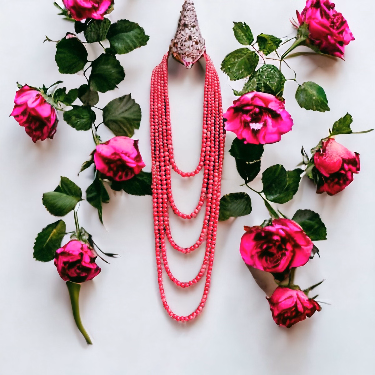 Chuỗi Vòng Cổ Thạch Anh Hồng Vân Năm Tầng Hầu Dâng - Thắng Giang