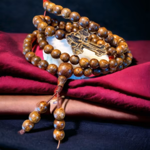 Vòng Tay Trầm Hương Tốc Phối Thánh Giá - Thắng Giang